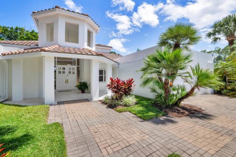 Casa en venta en West Palm Beach, Florida, 3 dormitorios, 245.91 m2 № 2181342 - foto 4