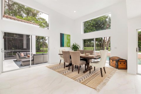 Casa en venta en West Palm Beach, Florida, 3 dormitorios, 245.91 m2 № 2181342 - foto 19