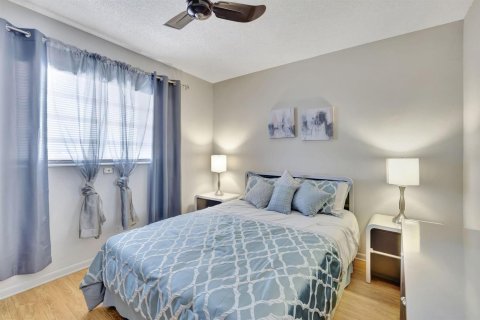 Copropriété à vendre à Fort Lauderdale, Floride: 2 chambres, 82.22 m2 № 2246187 - photo 3