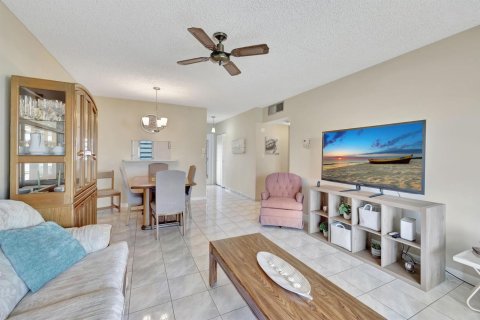 Copropriété à vendre à Fort Lauderdale, Floride: 2 chambres, 82.22 m2 № 2246187 - photo 17