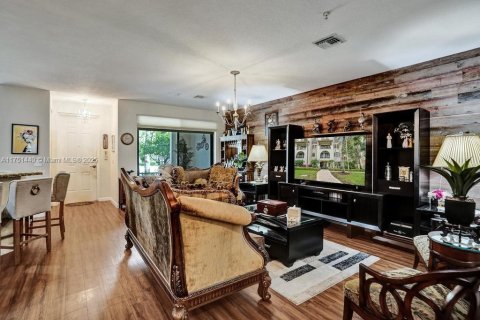 Condo in Sunrise, Florida, 2 bedrooms  № 1860375 - photo 6