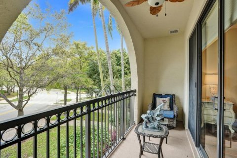Condo in Sunrise, Florida, 2 bedrooms  № 1860375 - photo 20