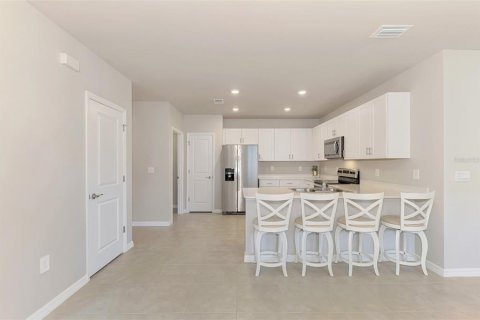 House in Port Charlotte, Florida 2 bedrooms, 138.98 sq.m. № 2347735 - photo 8