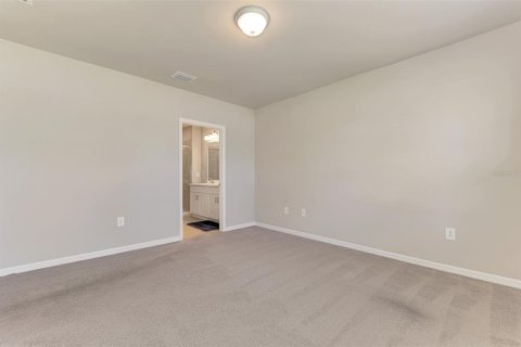 House in Port Charlotte, Florida 2 bedrooms, 138.98 sq.m. № 2347735 - photo 30