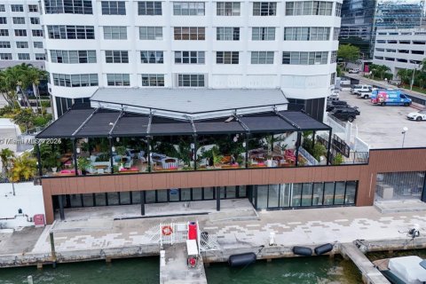 Condominio en venta en Miami, Florida, 2 dormitorios, 91.97 m2 № 1888231 - foto 24
