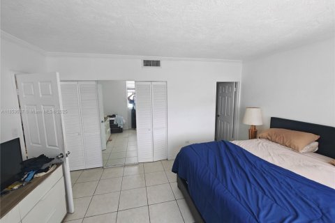 Condominio en venta en Miami, Florida, 2 dormitorios, 91.97 m2 № 1888231 - foto 13