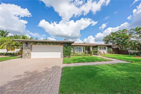 Купить виллу или дом в Пемброк-Пайнс, Флорида 3 спальни, 214.23м2, № 1949493 - фото 8