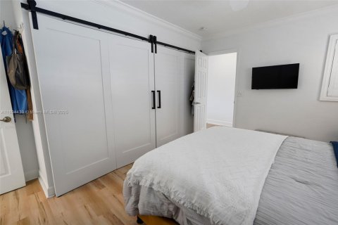 Copropriété à vendre à Pompano Beach, Floride: 1 chambre, 71.72 m2 № 1947407 - photo 10