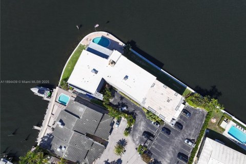 Copropriété à vendre à Pompano Beach, Floride: 1 chambre, 71.72 m2 № 1947407 - photo 20