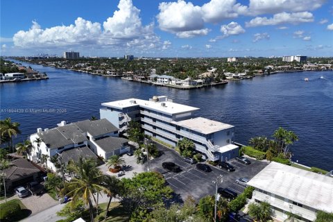 Copropriété à vendre à Pompano Beach, Floride: 1 chambre, 71.72 m2 № 1947407 - photo 22