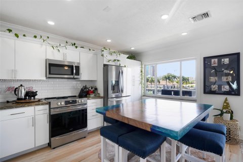 Copropriété à vendre à Pompano Beach, Floride: 1 chambre, 71.72 m2 № 1947407 - photo 6