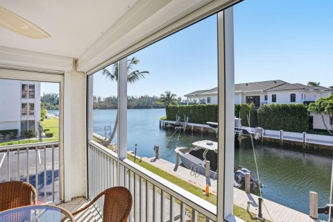Copropriété à vendre à Boca Raton, Floride: 2 chambres, 98.1 m2 № 2077625 - photo 18