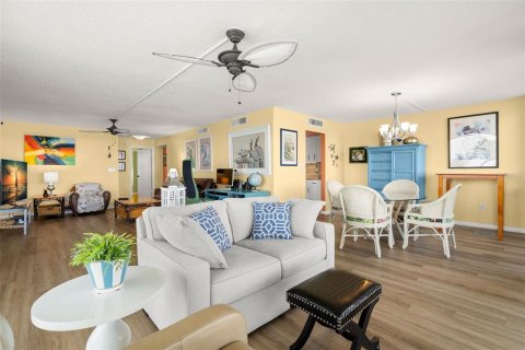 Copropriété à vendre à Clearwater, Floride: 2 chambres, 143.07 m2 № 1806652 - photo 16