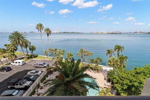 Copropriété à vendre à Clearwater, Floride: 2 chambres, 143.07 m2 № 1806652 - photo 10
