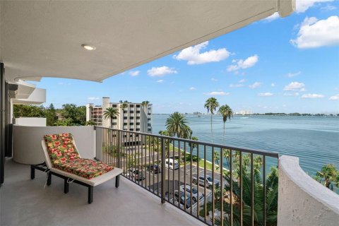 Copropriété à vendre à Clearwater, Floride: 2 chambres, 143.07 m2 № 1806652 - photo 9