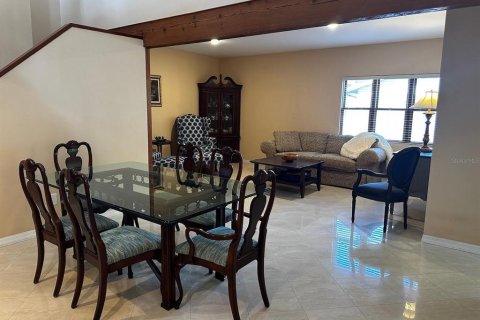 House in Palm Harbor, Florida 5 bedrooms, 263.75 sq.m. № 2094276 - photo 28
