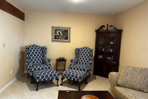House in Palm Harbor, Florida 5 bedrooms, 263.75 sq.m. № 2094276 - photo 27