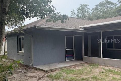 House in Deltona, Florida 3 bedrooms, 124.4 sq.m. № 2216128 - photo 15
