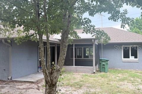 House in Deltona, Florida 3 bedrooms, 124.4 sq.m. № 2216128 - photo 5