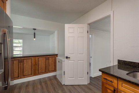 House in Largo, Florida 3 bedrooms, 96.71 sq.m. № 1885877 - photo 18
