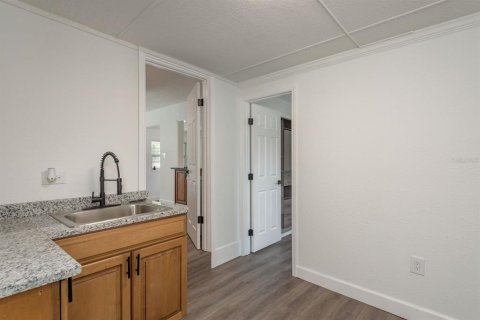 House in Largo, Florida 3 bedrooms, 96.71 sq.m. № 1885877 - photo 21