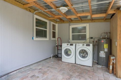 House in Largo, Florida 3 bedrooms, 96.71 sq.m. № 1885877 - photo 30