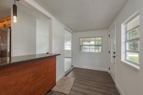 House in Largo, Florida 3 bedrooms, 96.71 sq.m. № 1885877 - photo 14