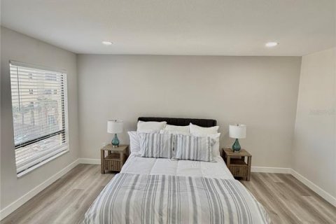 Condominio en venta en Clearwater, Florida, 2 dormitorios, 110.18 m2 № 1723206 - foto 15