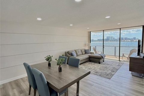 Condominio en venta en Clearwater, Florida, 2 dormitorios, 110.18 m2 № 1723206 - foto 5