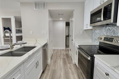 Condominio en venta en Clearwater, Florida, 2 dormitorios, 110.18 m2 № 1723206 - foto 11