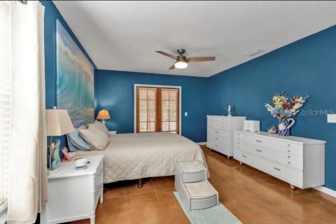 House in North Port, Florida 2 bedrooms, 130.81 sq.m. № 2233989 - photo 16