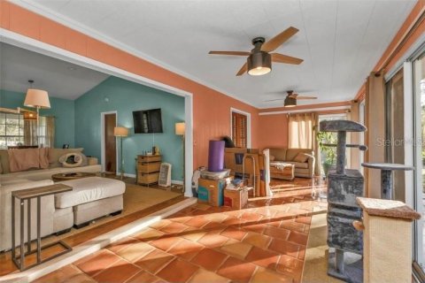 House in North Port, Florida 2 bedrooms, 130.81 sq.m. № 2233989 - photo 12