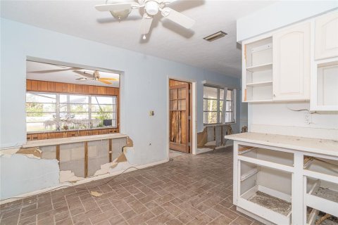 House in Englewood, Florida 2 bedrooms, 185.43 sq.m. № 1562027 - photo 23