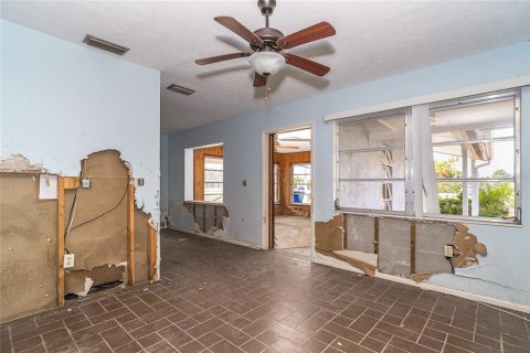 House in Englewood, Florida 2 bedrooms, 185.43 sq.m. № 1562027 - photo 26
