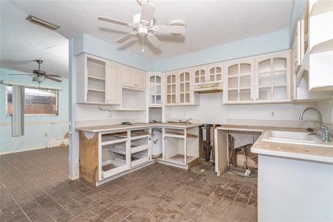 House in Englewood, Florida 2 bedrooms, 185.43 sq.m. № 1562027 - photo 24