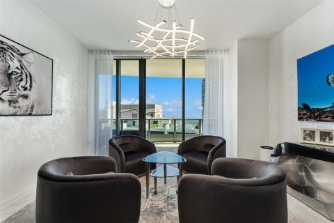 Снять в аренду кондоминиум в Майами, Флорида 3 спальни, 205.41м2, № 1991748 - фото 15