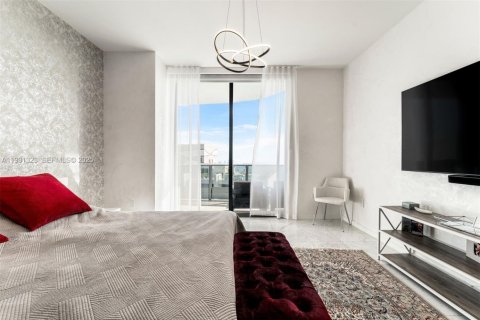 Снять в аренду кондоминиум в Майами, Флорида 3 спальни, 205.41м2, № 1991748 - фото 20