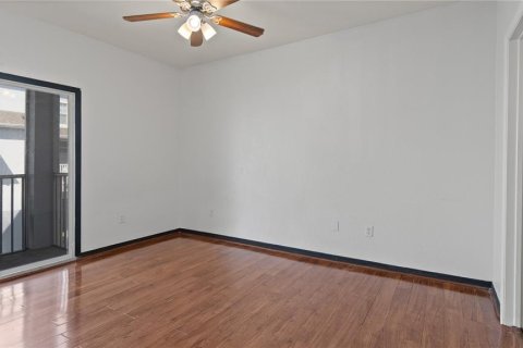 Condo in Orlando, Florida, 3 bedrooms № 2217084 - photo 14