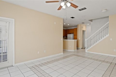 Condo in Orlando, Florida, 3 bedrooms № 2217084 - photo 28
