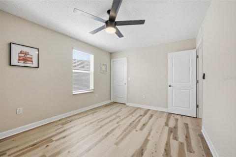 Casa en venta en Kissimmee, Florida, 3 dormitorios, 183.02 m2 № 2229158 - foto 26