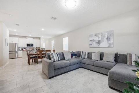 Casa en venta en Kissimmee, Florida, 3 dormitorios, 183.02 m2 № 2229158 - foto 16