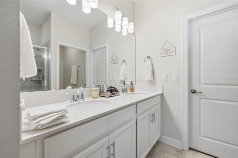 Casa en venta en Kissimmee, Florida, 3 dormitorios, 183.02 m2 № 2229158 - foto 30