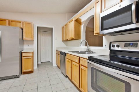 Casa en alquiler en Orlando, Florida, 3 dormitorios, 117.43 m2 № 1905197 - foto 4