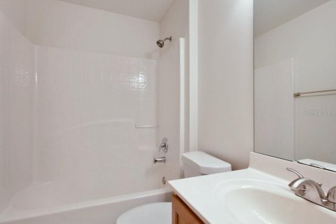 Casa en alquiler en Orlando, Florida, 3 dormitorios, 117.43 m2 № 1905197 - foto 10