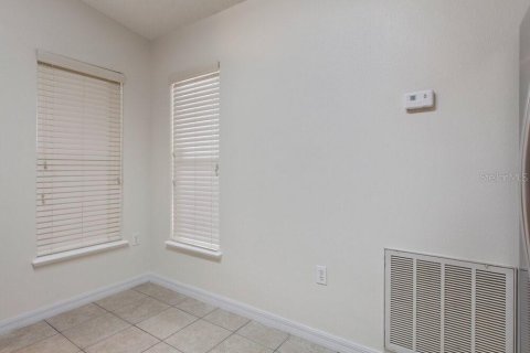 Casa en alquiler en Orlando, Florida, 3 dormitorios, 117.43 m2 № 1905197 - foto 6
