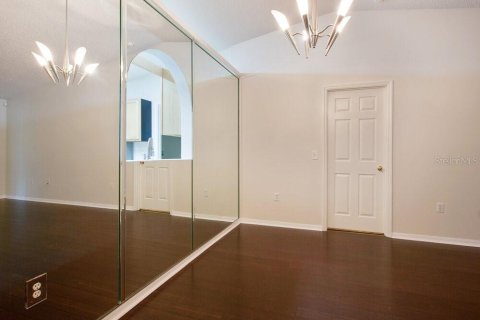 Casa en alquiler en Orlando, Florida, 3 dormitorios, 117.43 m2 № 1905197 - foto 2