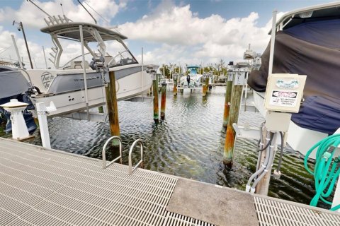 Condo in Key Largo, Florida, 2 bedrooms  № 2037465 - photo 21