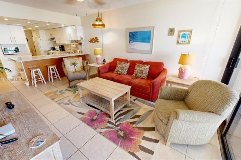 Condo in Key Largo, Florida, 2 bedrooms  № 2037465 - photo 5