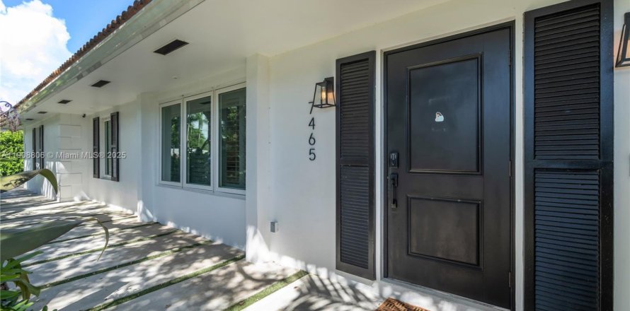 Villa ou maison à Palmetto Bay, Floride 3 chambres, 183.02 m2 № 1964372