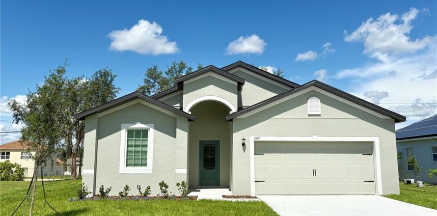 House in Poinciana, Florida 4 bedrooms, 171.96 sq.m. № 1785380